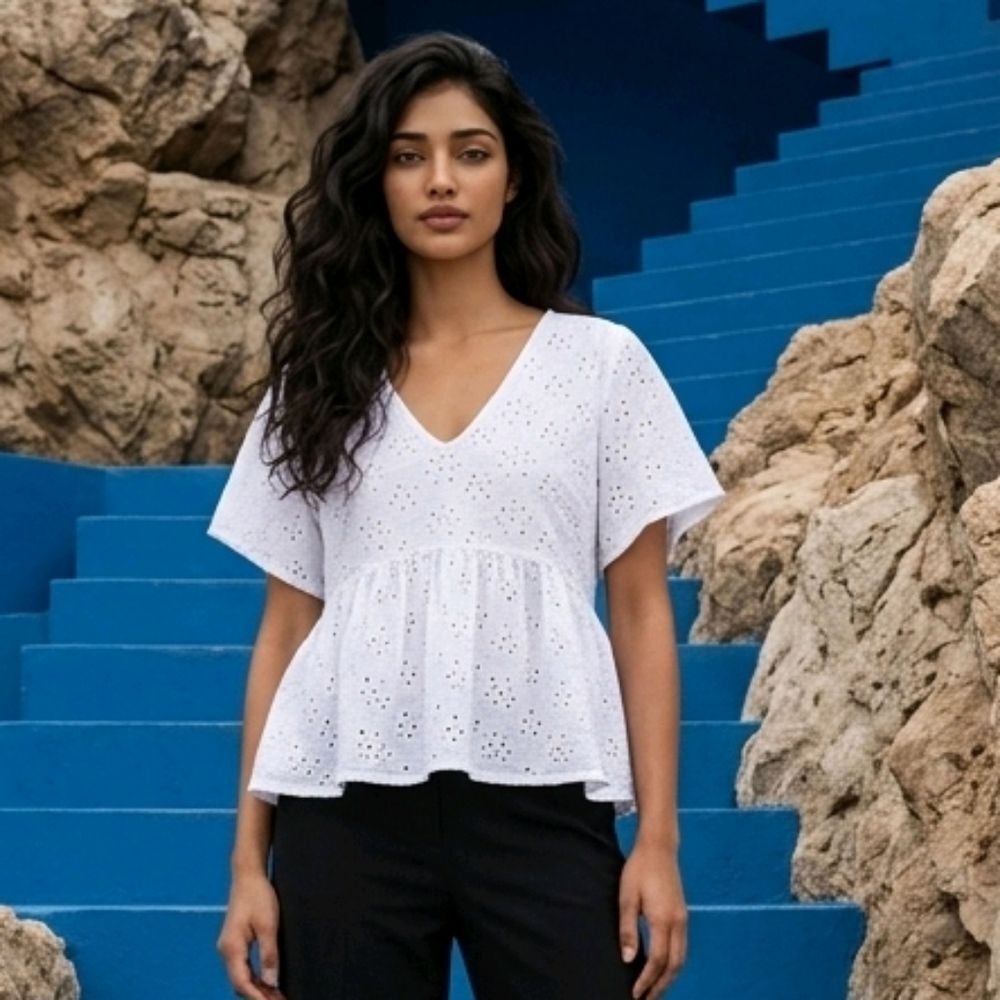 Nanette Lepore White Eyelet Peplum Top XL V Neck Flutter Sleeve Cottagecore